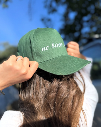 șapcă brodată no bine, deci verde